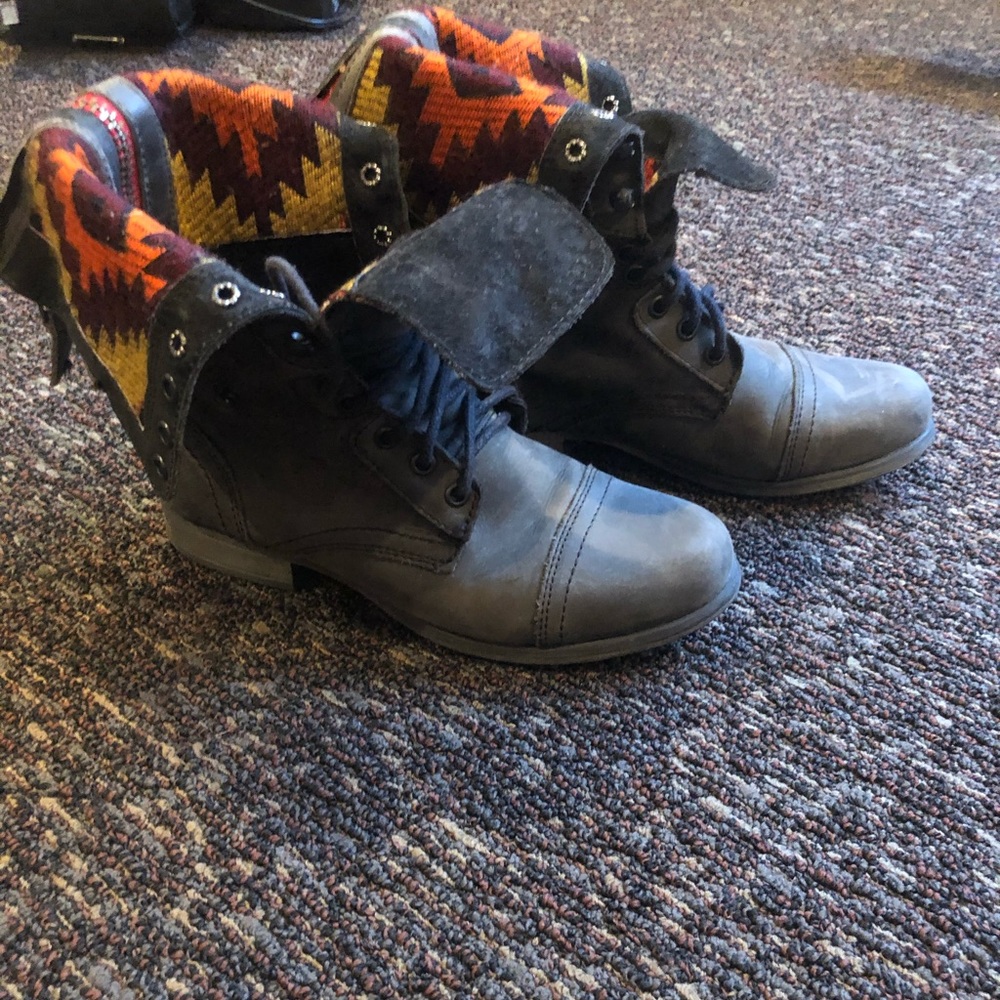 Steve Madden fold over boot